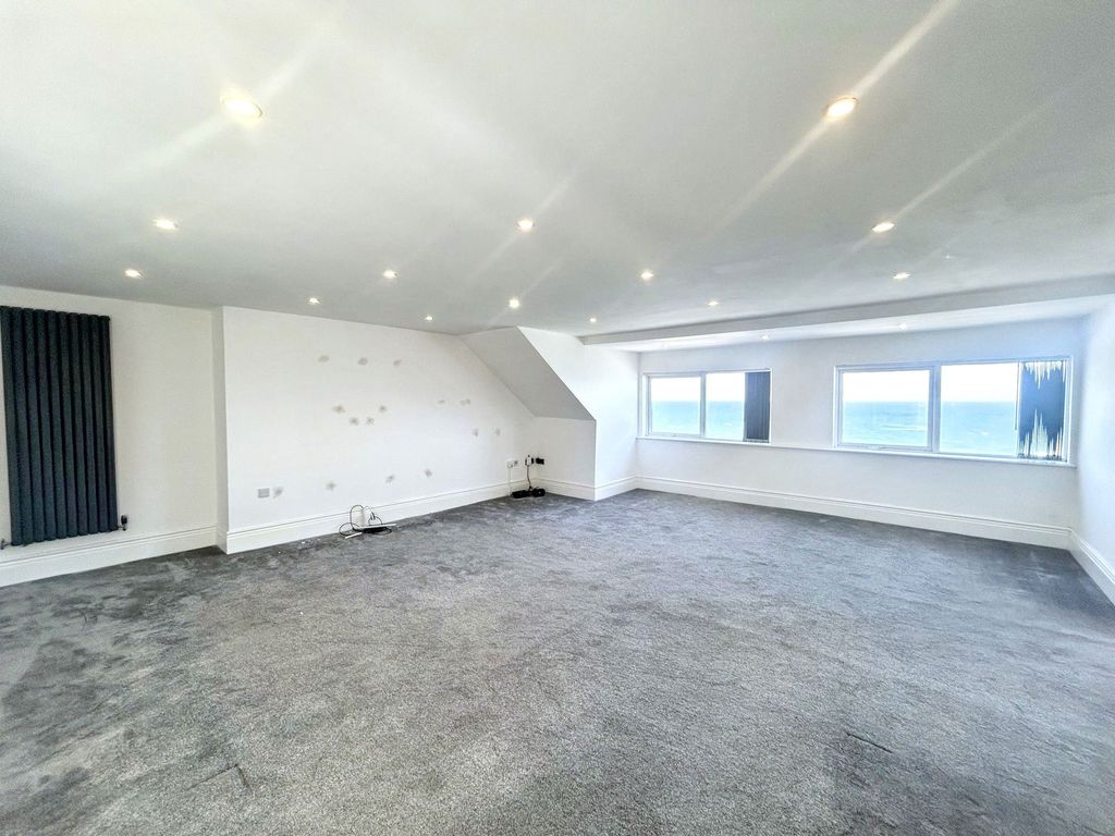 Additional image 6 of 4 bed flat to rentEsplanade, Whitley Bay NE26