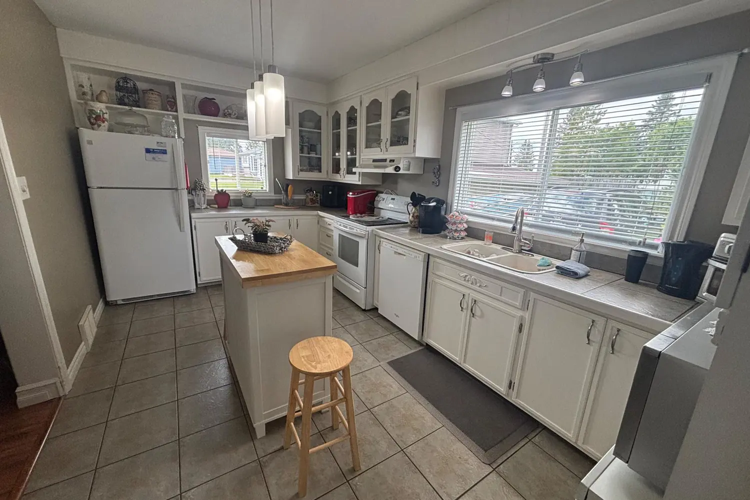 Additional image 6 of 411 Tenth Avenue