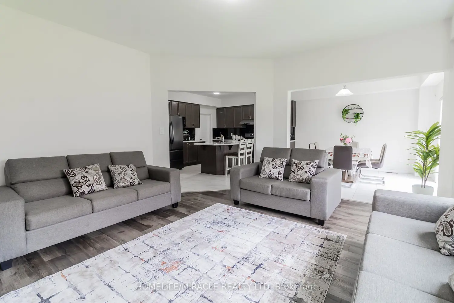 Additional image 10 of 75 Hitchman Street