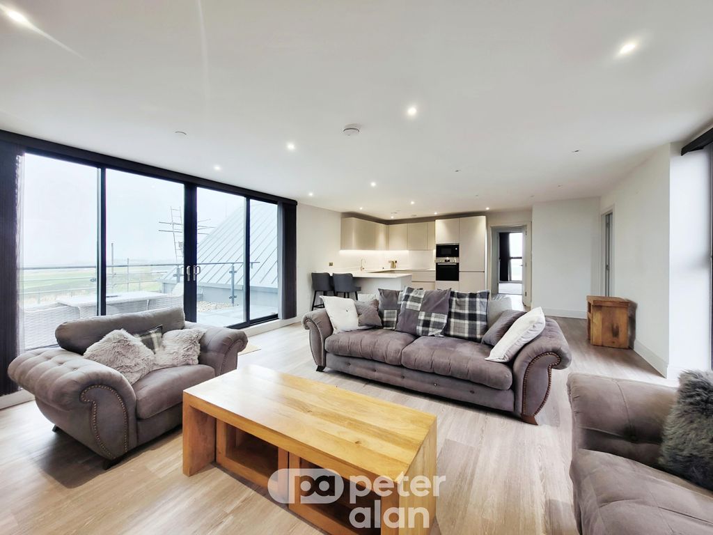 Additional image 2 of 3 bed property to rentRest Bay, Porthcawl CF36