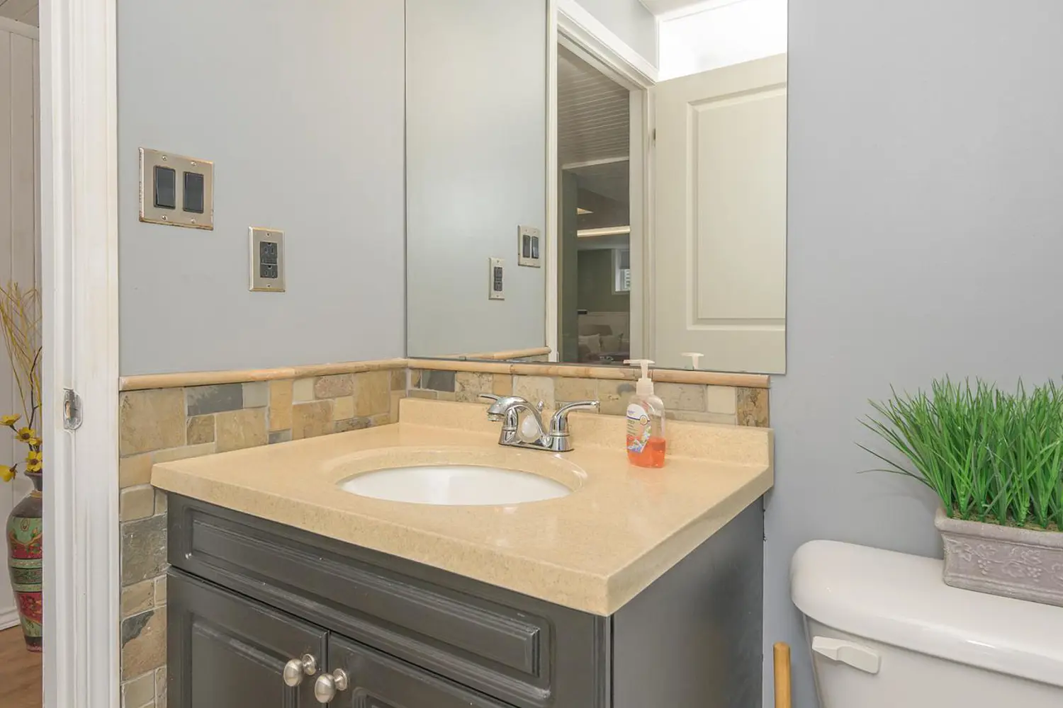 Additional image 16 of 1850 Purcell Drive