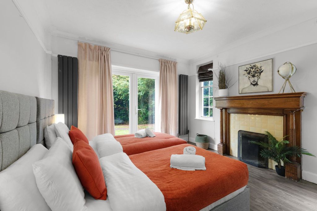 Additional image 35 of 5 bed detached house to rentMarlow Hill, High Wycombe HP11