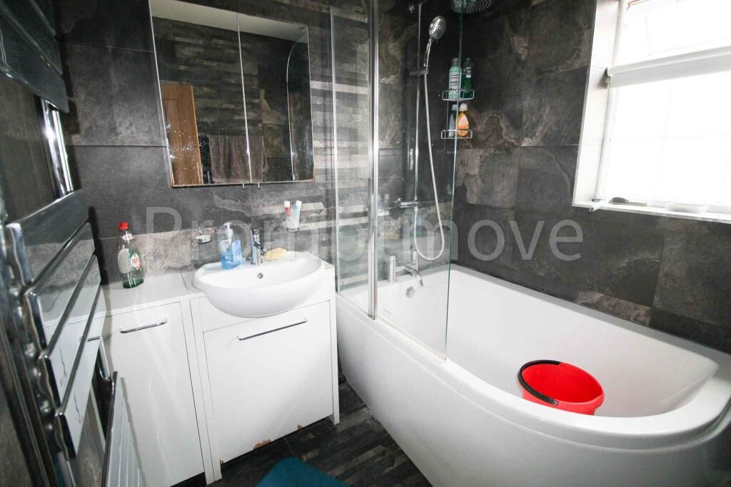 Additional image 10 of 9 bed property to rentDunstable Road, Luton LU4