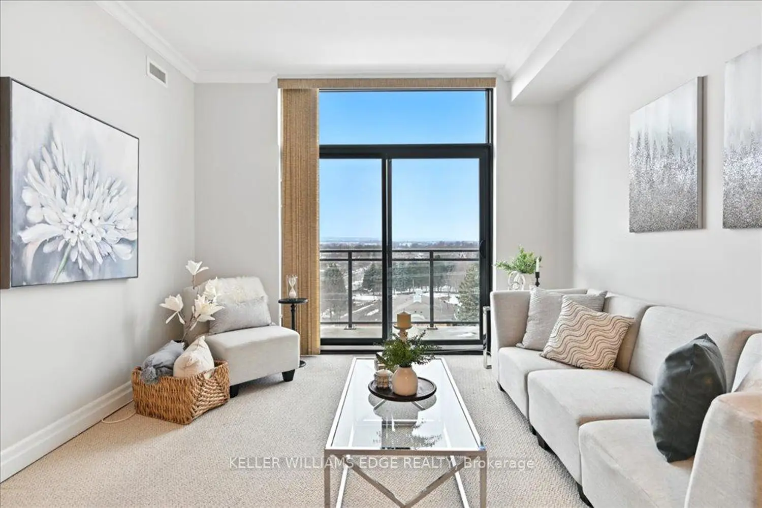 Additional image 8 of 3290 New Street 607