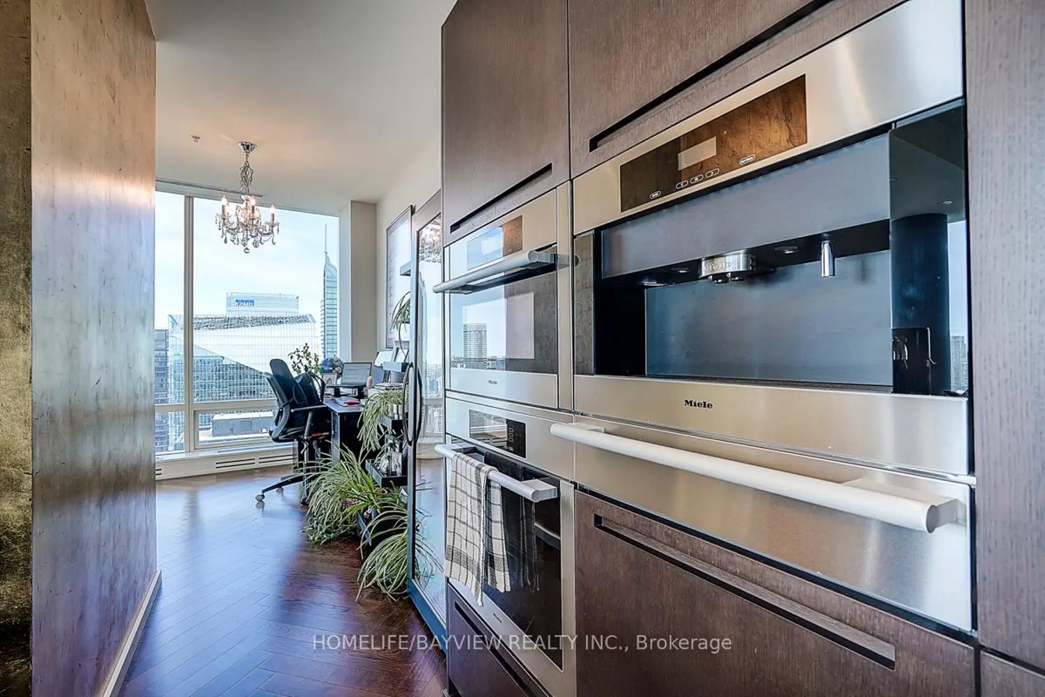 Additional image 12 of 180 University Avenue 5404