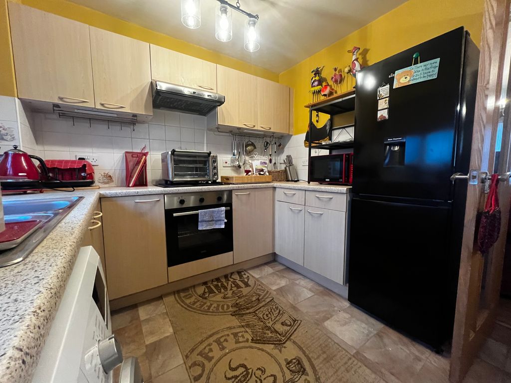 Additional image 4 of 2 bed semi-detached house to rentHalford Close, South Witham, Grantham NG33