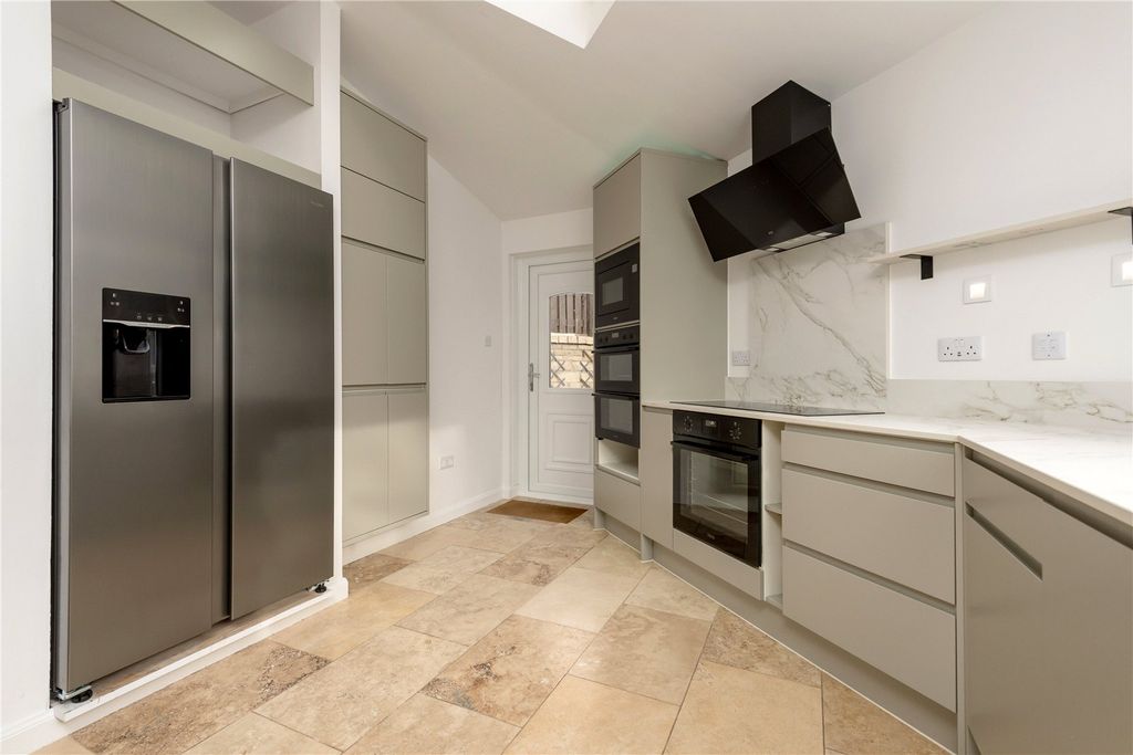 Additional image 2 of 4 bed terraced house to rentWallace Avenue, Musselburgh EH21