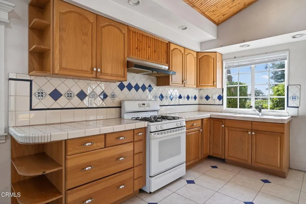 Additional image 50 of 901 Indigo Place, Oxnard, CA 93036