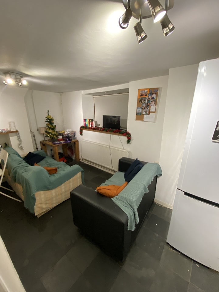 Additional image 3 of 4 Bed End Terrace, York Place, BS1, N1 7GU