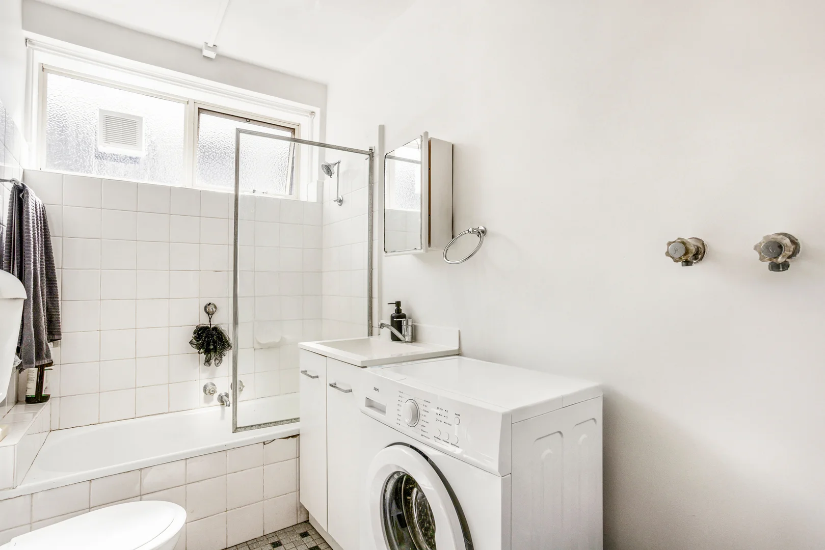 Additional image 5 of 8/49 Kooyong Road, Armadale VIC 3143