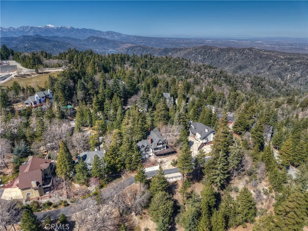 Additional image 80 of 26071 Walnut Hills Dr, Lake Arrowhead, CA 92352