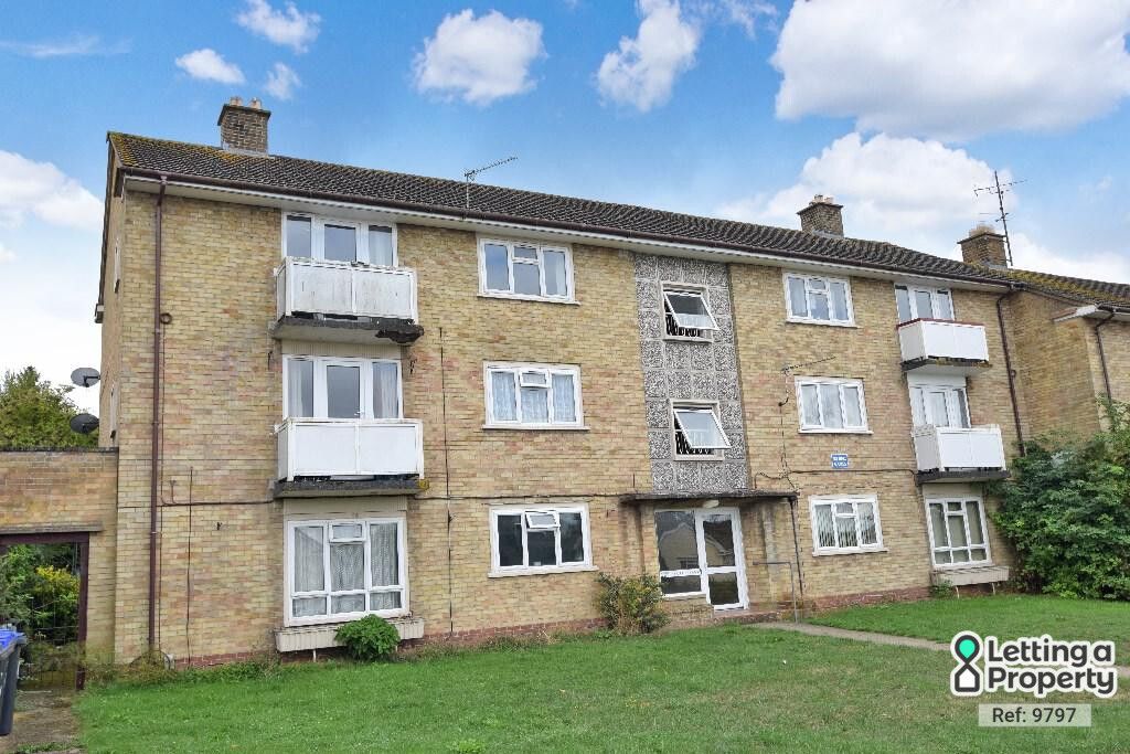 2 bed flat to rentAntrobus Road, Amesbury, Salisbury, Wiltshire SP4