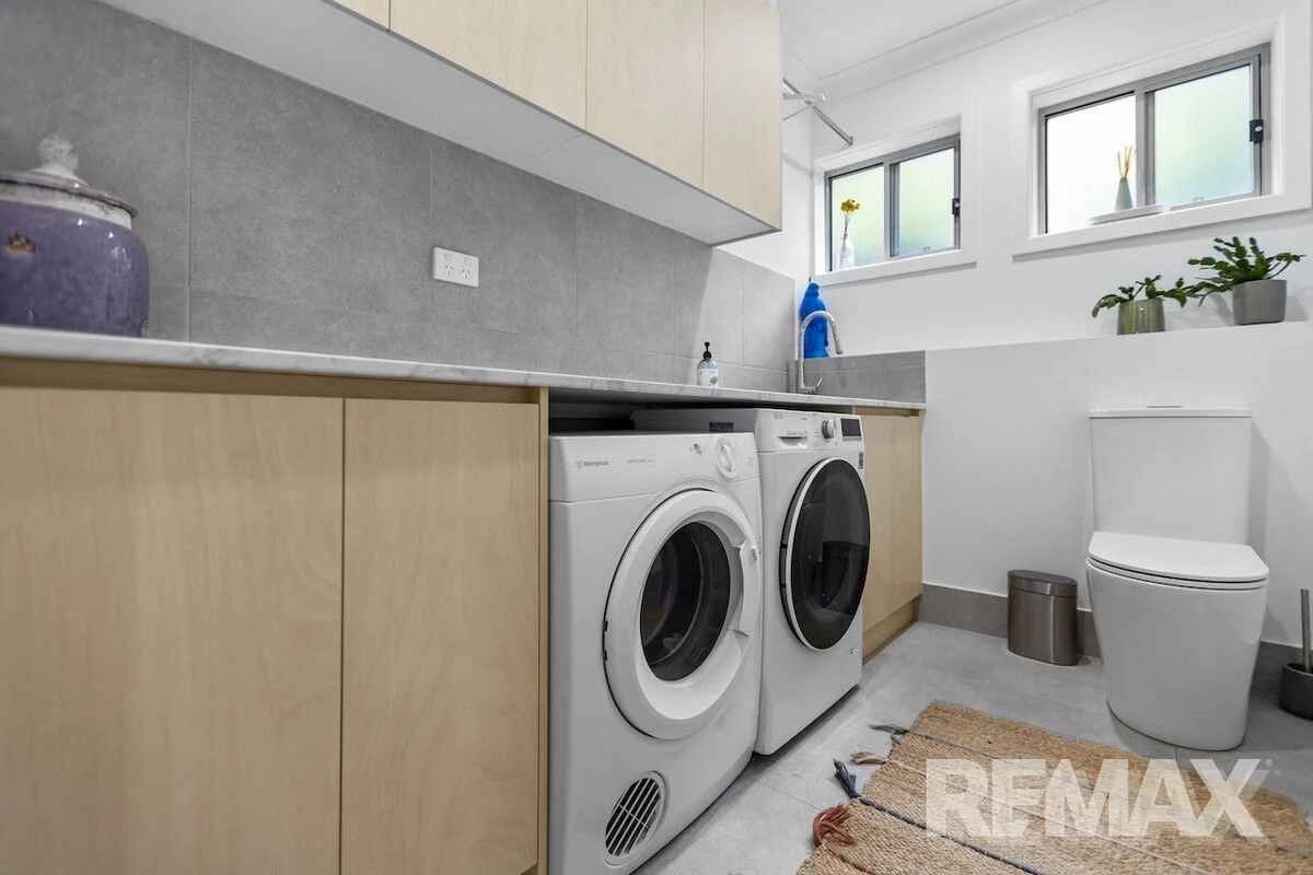 Additional image 30 of 8 Sunshine Avenue, Turvey Park NSW 2650