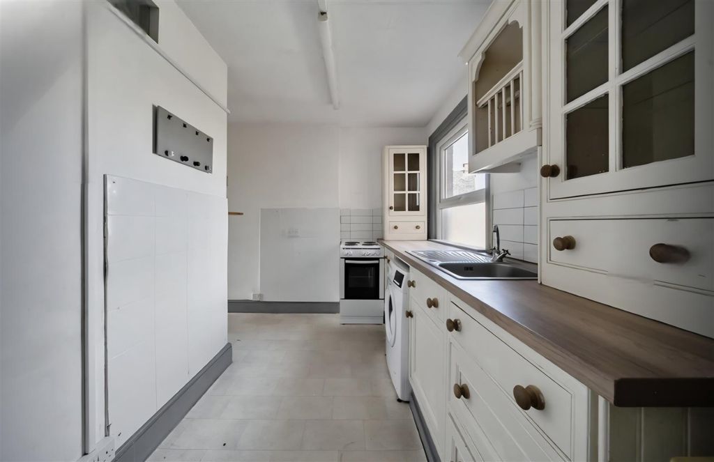Additional image 5 of 1 bed flat to rentBurford Road, Evesham WR11