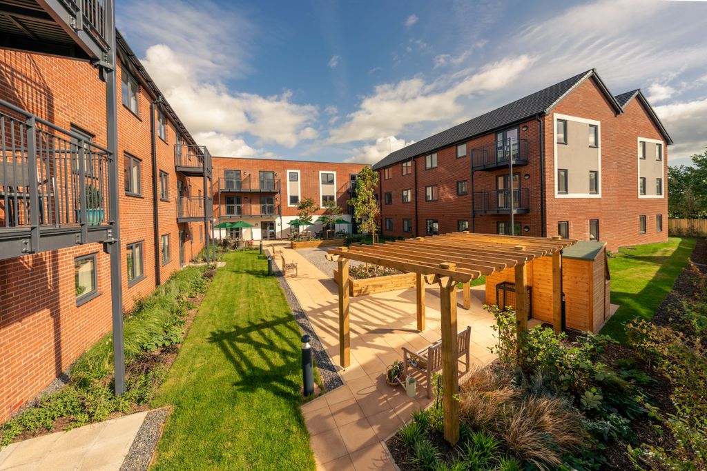 Additional image 9 of 1 bed flat to rentExeter Road, Topsham, Exeter EX3