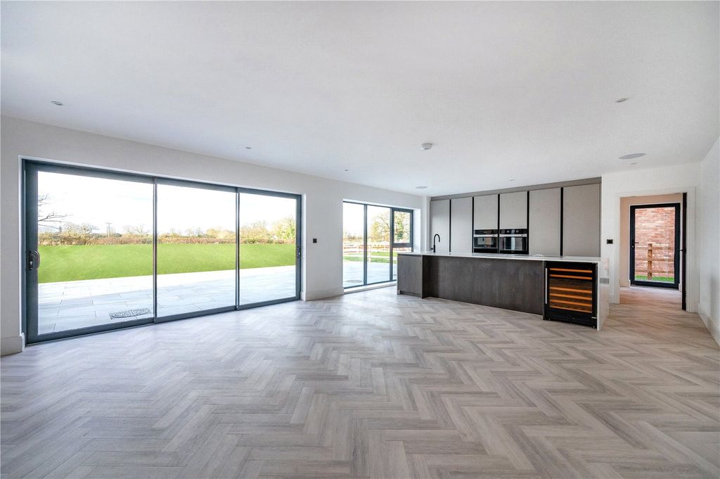 Additional image 4 of 5 bed detached house to rentPlumley Moor Road, Plumley, Knutsford, Cheshire WA16