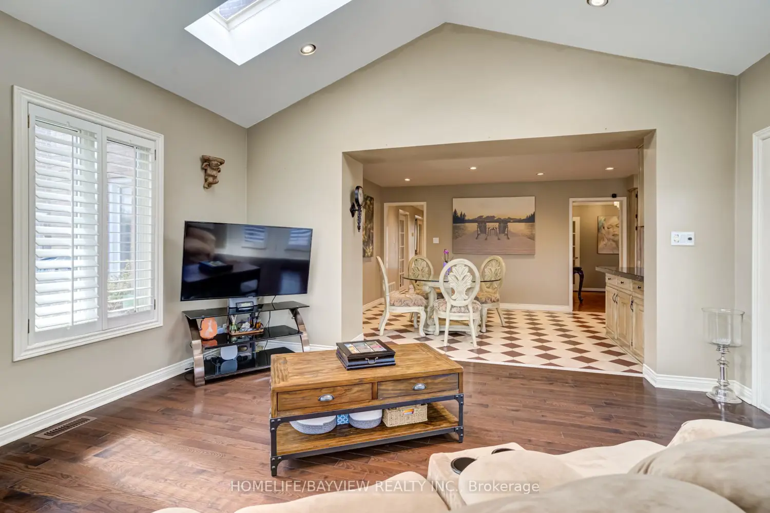 Additional image 12 of 54 Airdrie Drive