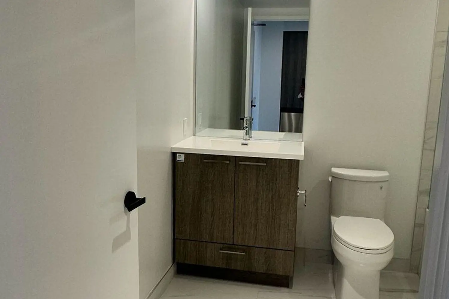 Additional image 15 of 195 Commerce Street 1705