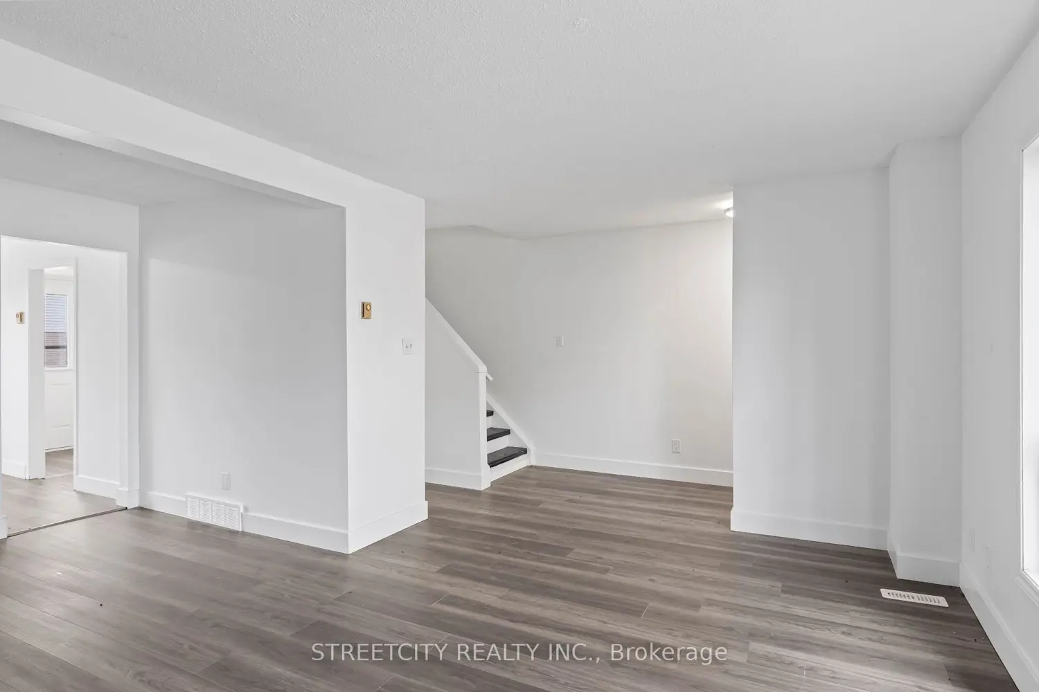 Additional image 8 of 550 Second Street 59