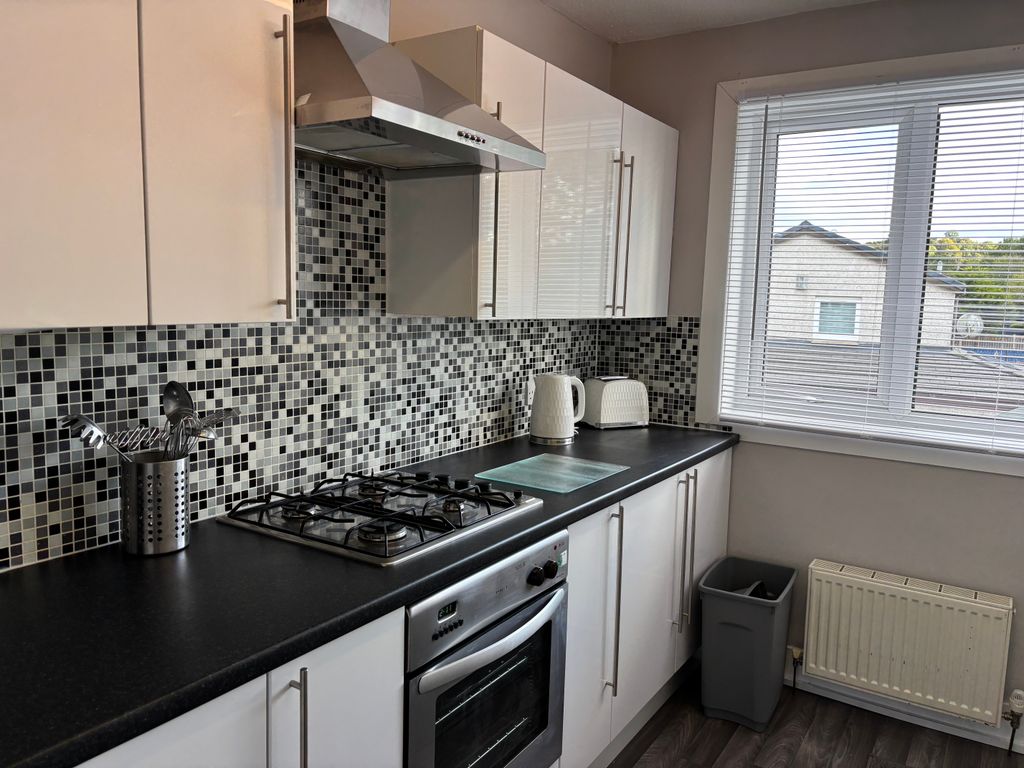 Additional image 2 of 2 bed flat to rentLangton View, East Calder EH53