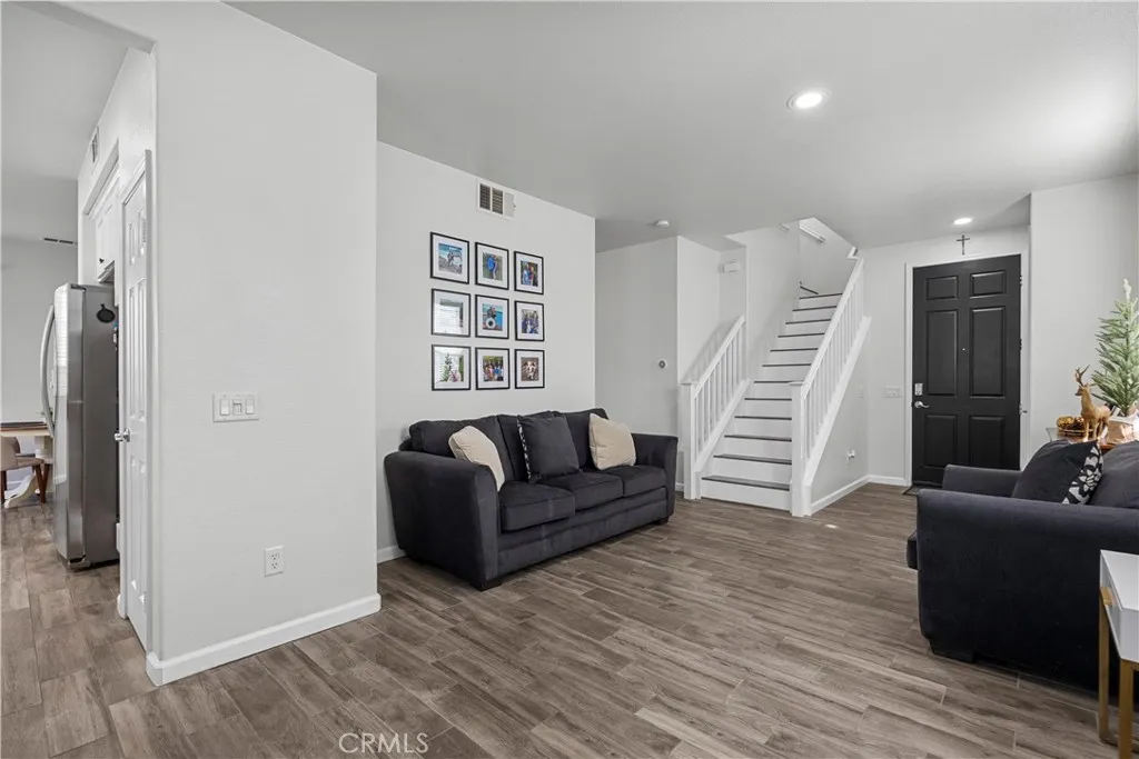 Additional image 44 of 19904 Holly Drive, Saugus, CA 91350