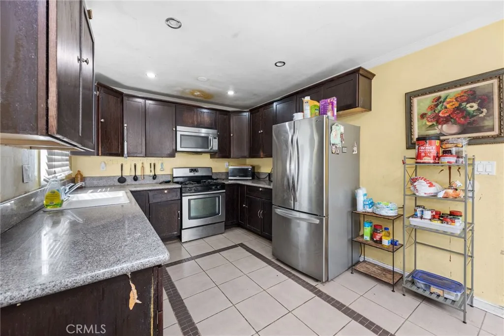Additional image 7 of 915 Alta St, Redlands, CA 92374