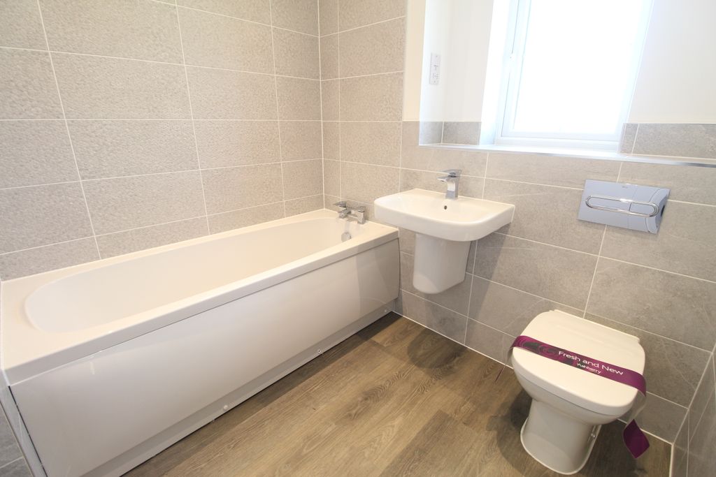 Additional image 14 of 4 bed detached house to rentPettits Drive, Bury St Edmunds IP32
