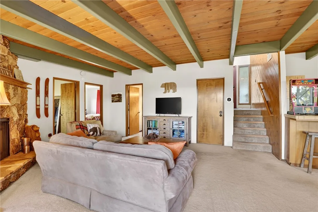 Additional image 110 of 26633 Thunderbird Dr, Lake Arrowhead, CA 92352