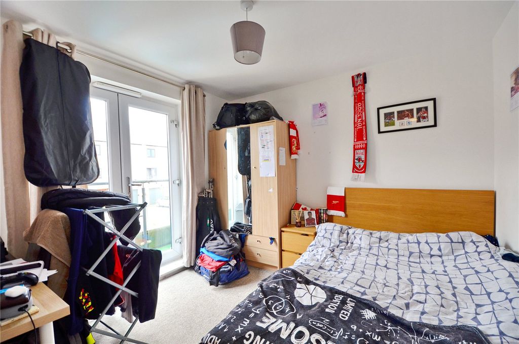 Additional image 8 of 6 bed semi-detached house to rentSlade Baker Way, Bristol, Gloucestershire BS16
