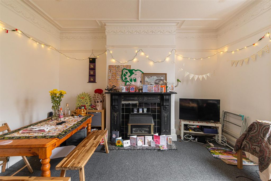 Additional image 2 of 6 bed shared accommodation to rentCardigan Terrace, Heaton, Newcastle Upon Tyne NE6