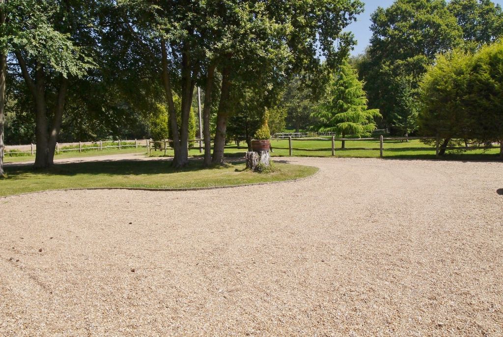 Additional image 27 of 6 bed detached house to rentForest Grange, Horsham, West Sussex RH13