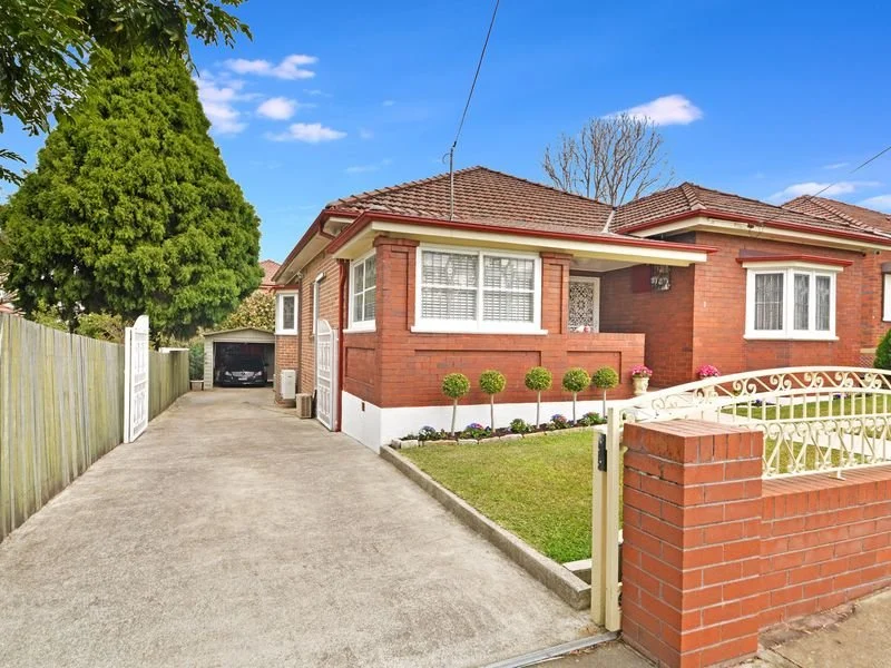 2 Ilfracombe Ave, Burwood NSW 2134
