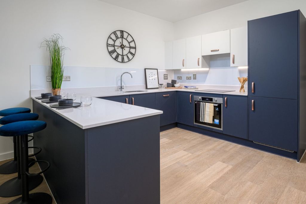 Additional image 19 of Studio to rentStation Avenue, Walton-On-Thames KT12