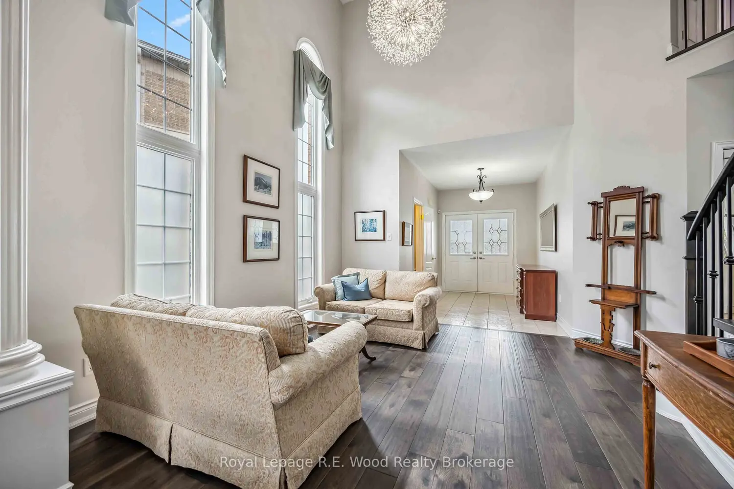 3 Lorwood Court photo 3