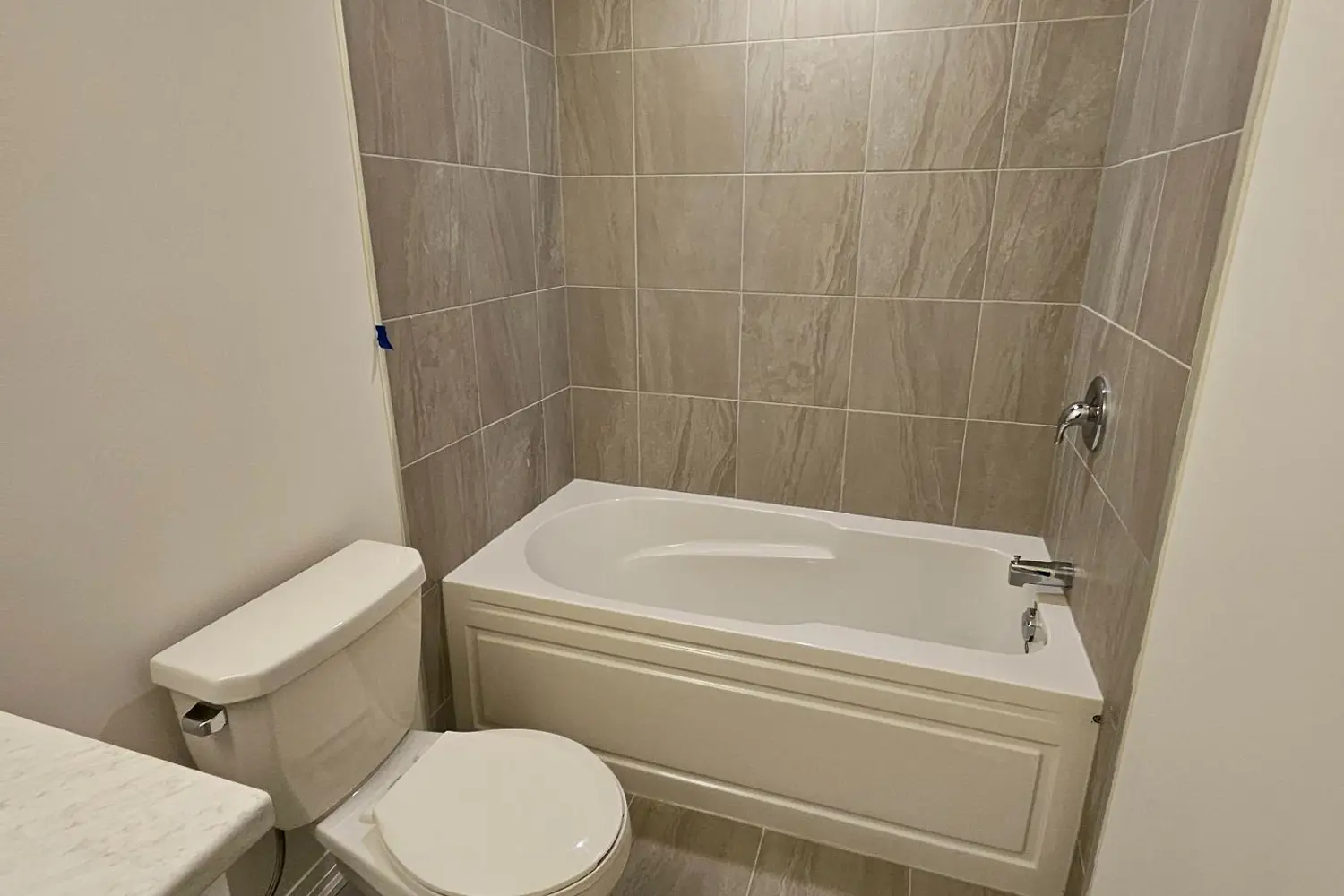 Additional image 6 of 660 Colborne Street 53