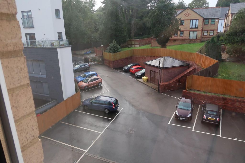 Additional image 12 of 2 bed flat to rentAlexandra Court The Esplanade, Penarth CF64