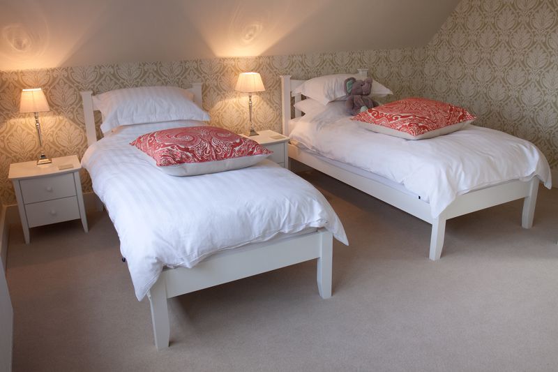 Additional image 9 of 6 bed detached house to rentChurch Road, Cookham, Maidenhead SL6