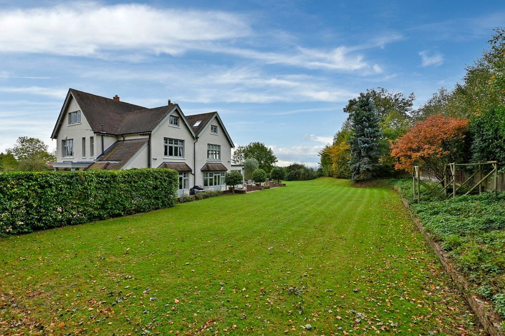 Additional image 12 of 6 bed detached house to rentChurch Road, Cookham, Maidenhead, Berkshire SL6
