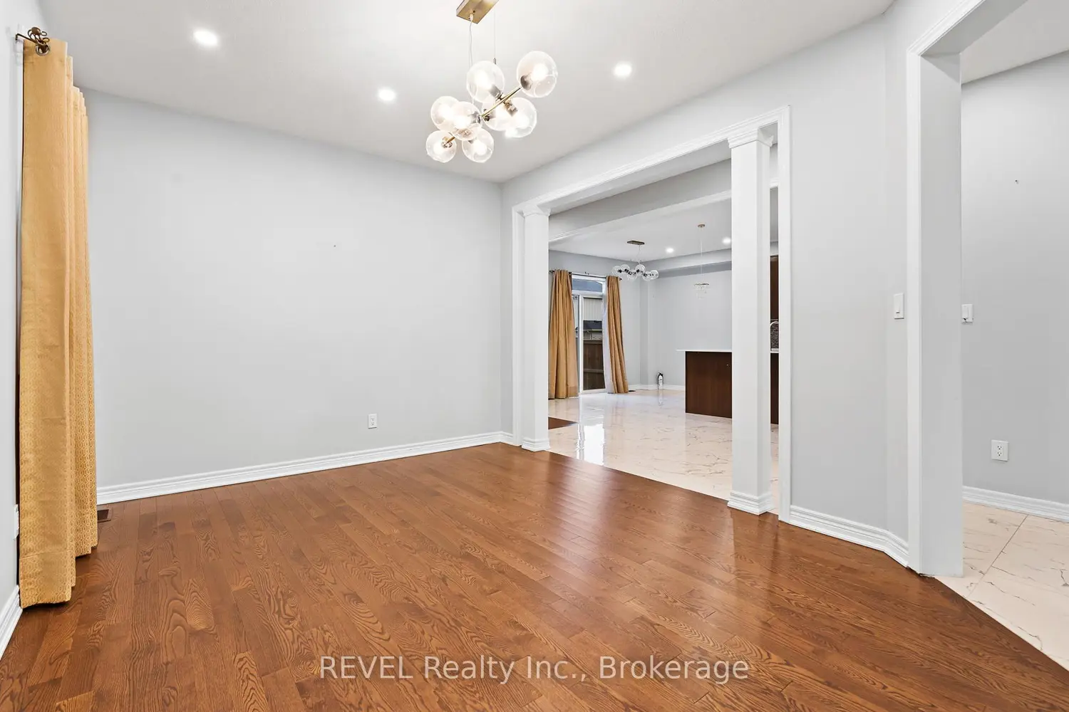 Additional image 5 of 32 Sparkle Drive