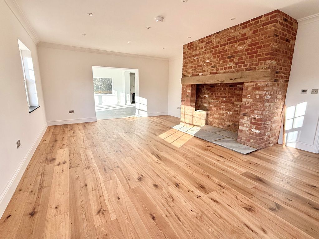 Additional image 7 of 5 bed detached house to rentLittle Heath, Sandy SG19