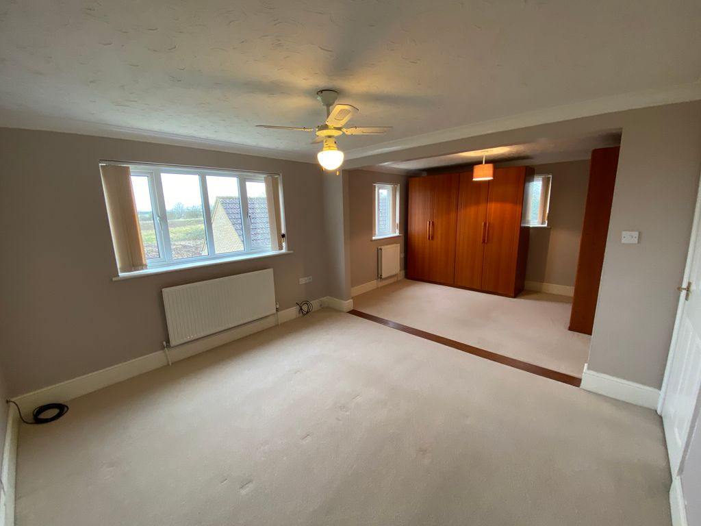 Additional image 3 of 5 bed detached house to rentKitchener Close, Lakenheath, Brandon IP27