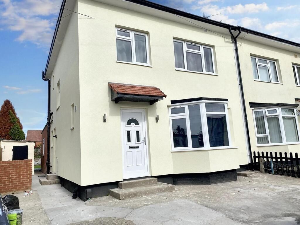Additional image 2 of 6 bed semi-detached house to rentHogarth Walk 37, Bristol BS7