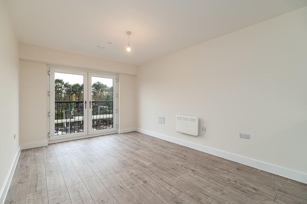 Additional image 6 of 2 bed flat to rentStation Road, Corby NN17