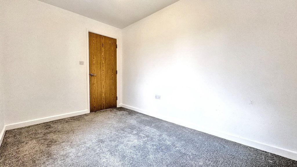 Additional image 12 of 4 bed end terrace house to rentAshley Mews, Portview Road, Bristol BS11