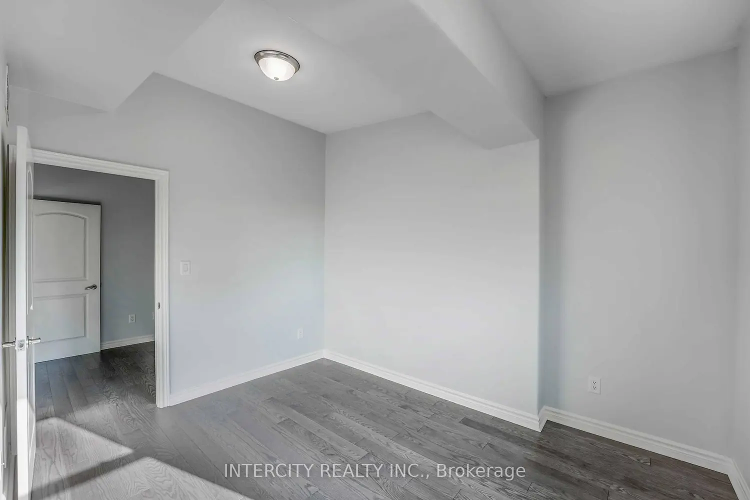 Additional image 13 of 6928 Ailanthus Avenue 306