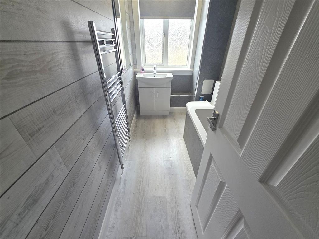 Additional image 11 of 3 bed flat to rentRoseberry Place, Burnbank, Hamilton ML3