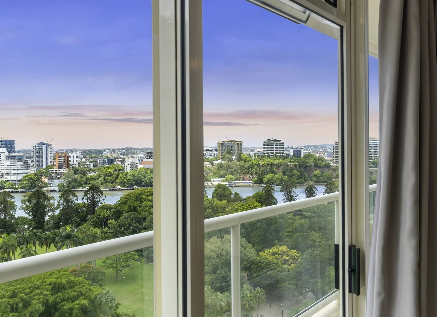 Additional image 9 of 1601/132 Alice Street, Brisbane City QLD 4000