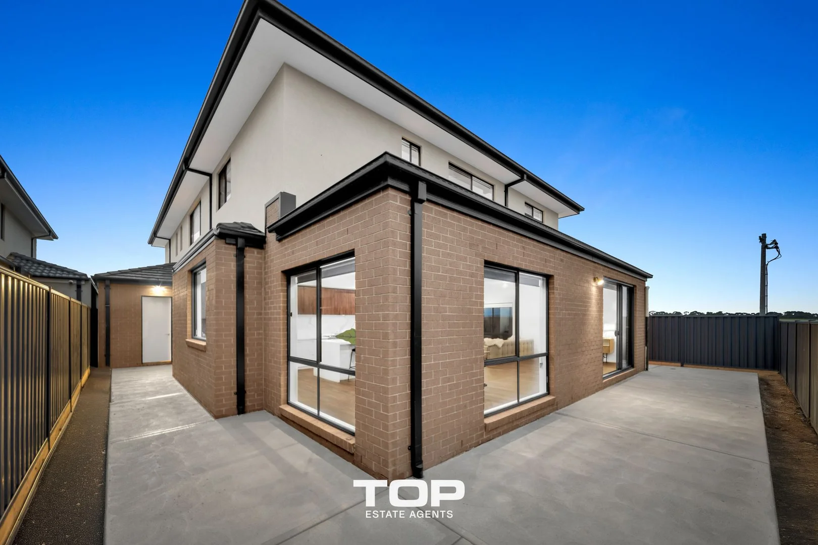 Additional image 38 of 32 Cavern Boulevard, Clyde North VIC 3978