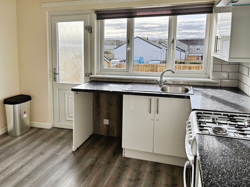 Additional image 3 of 3 bed terraced house to rentHuron Avenue, Livingston EH54