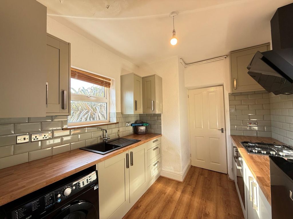Additional image 4 of 3 bed end terrace house to rentHeol Eglwys, Pen-Y-Fai, Bridgend CF31